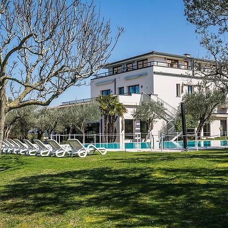 Appartamento Ideal Σιρμιόνε Εξωτερικό φωτογραφία